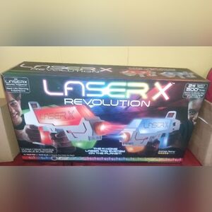 Revolution Laser Tag Set - White and Black